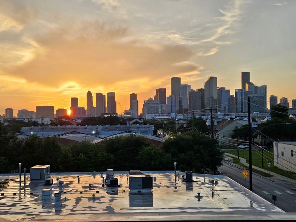 3218 Polk Street, Houston TX 77003