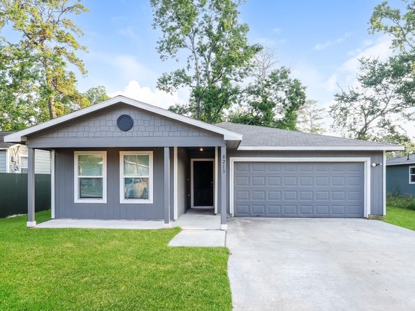 8213 Linda Vista Road, Houston TX 77028