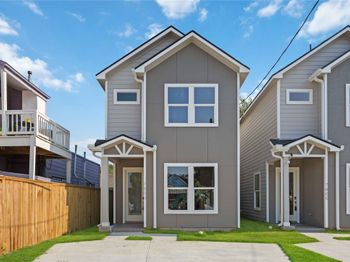 7803 Avenue E Street