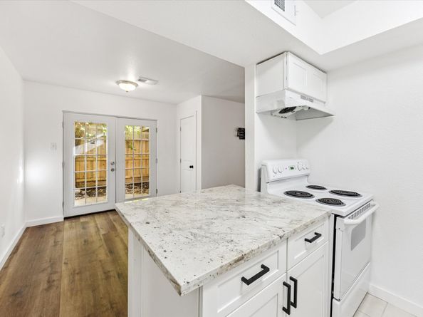 1936 Upland Drive, Houston TX 77043