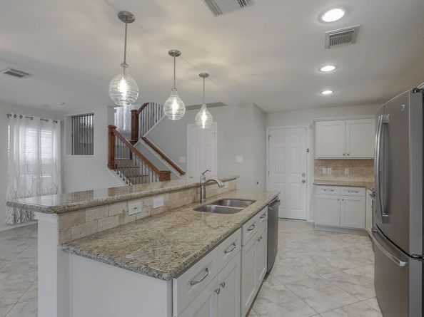 131 N Villa Oaks Drive, The Woodlands TX 77382