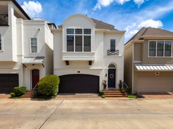 8822 Lakeshore Terrace Drive