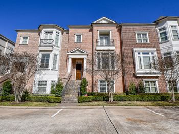 1320 Lake Pointe Parkway