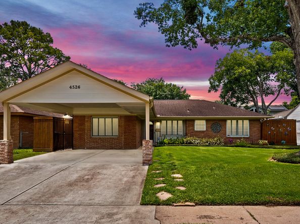 4526 Benning Drive, Houston TX 77035
