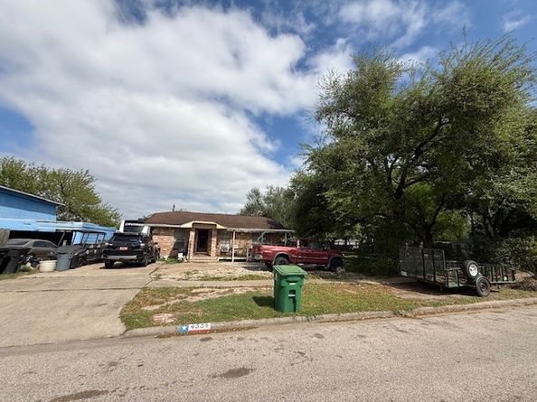 4334 Spring Valley Road, Houston TX 77041