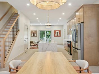 121 Clinton Ave