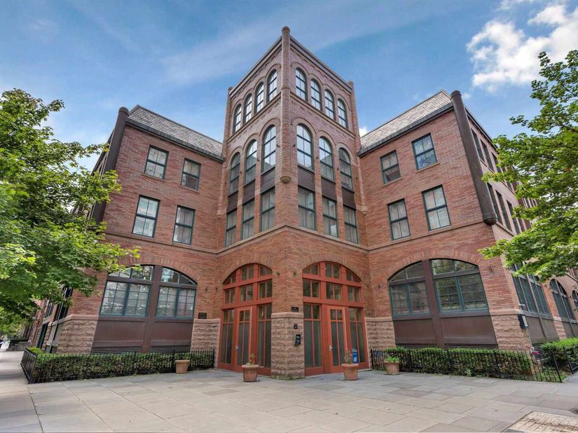 61 Grand St 2F, Jersey City NJ 07302