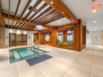 4 Beacon Way
