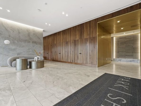 75 Park Lane South 2107, Jersey City NJ 07310