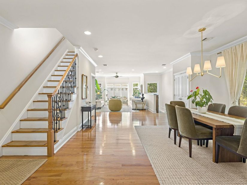 31 Leary Lane A, Edgewater NJ 07020