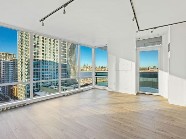 20 Newport Parkway 1708, Jersey City NJ 07310