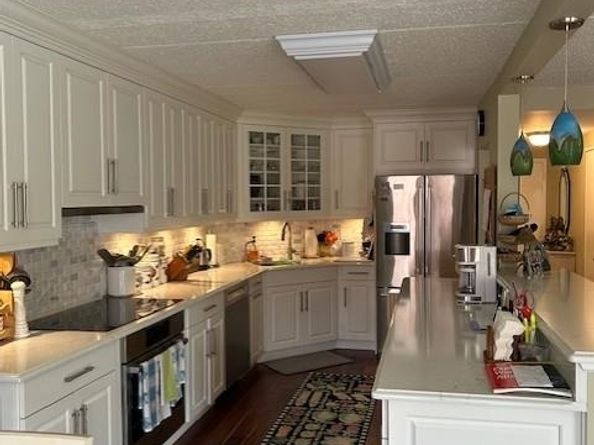 1055 River Rd 501, Edgewater NJ 07020