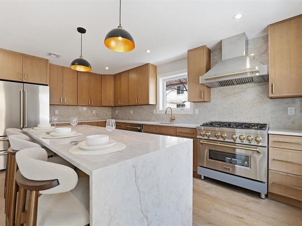 140A Weigands Lane, Secaucus NJ 07094