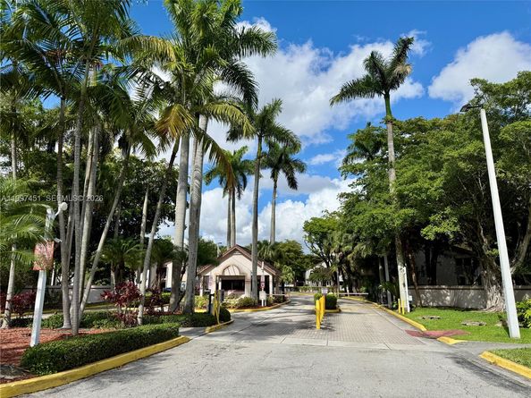 9435 SW 140th Court 9435, Miami FL 33186
