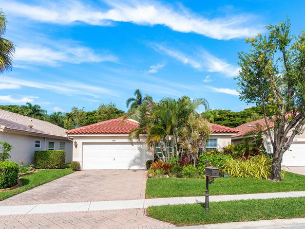 6805 Sun River Road, Boynton Beach FL 33437