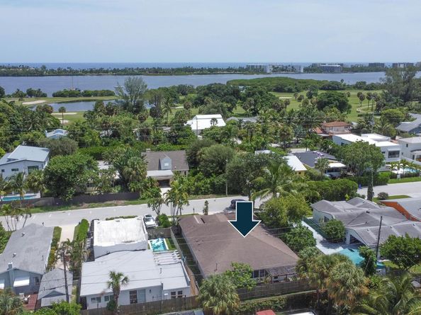 1501 N Palmway, Lake Worth Beach FL 33460