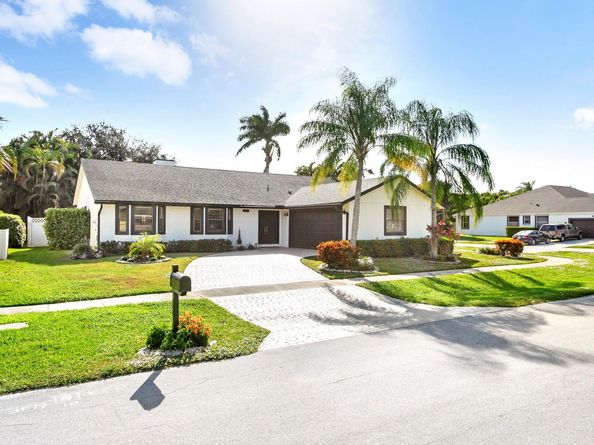 1855 Primrose Lane, Wellington FL 33414