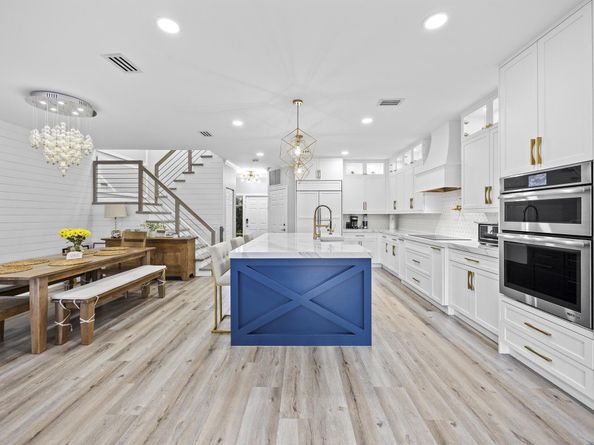 6822 Via Regina, Boca Raton FL 33433