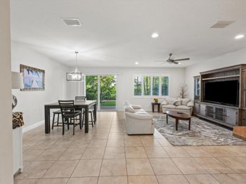 180 Sword Fern Place