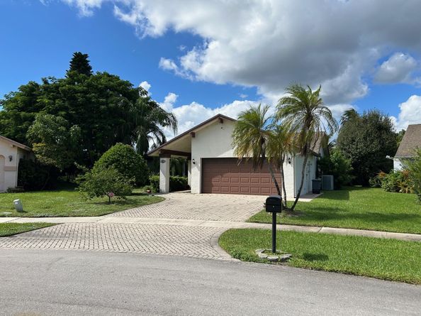 18029 107th Ave S, Boca Raton FL 33498