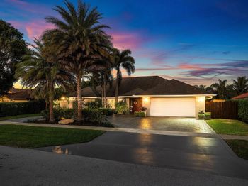 2063 Amesbury Circle