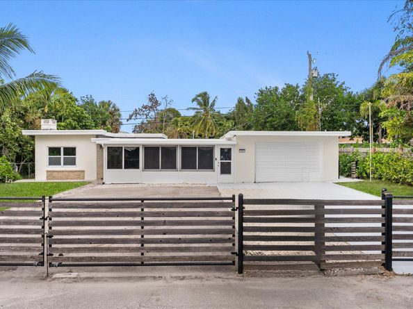 1891 Ridge Road, North Palm Beach FL 33408