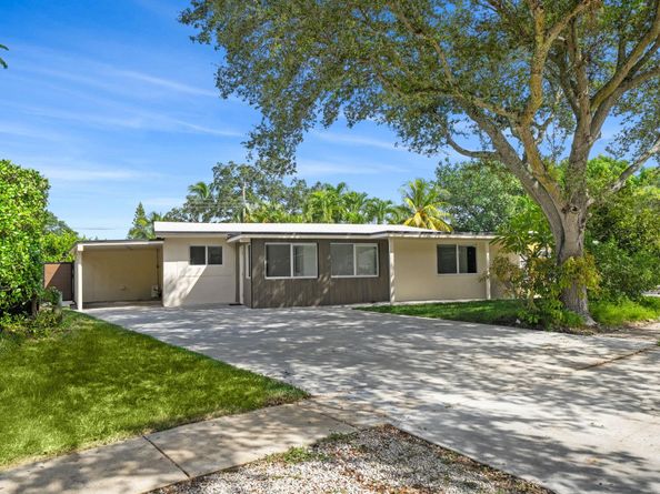 823 SW 27th St, Fort Lauderdale FL 33315