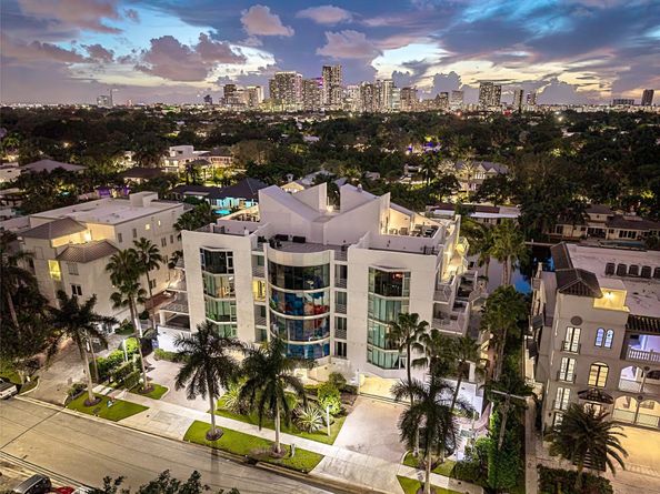 301 Hendricks Isle 10, Fort Lauderdale FL 33301