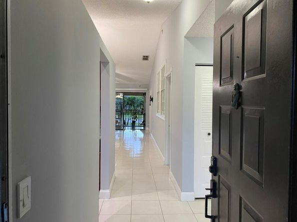 4711 Lucerne Lakes Boulevard E 204, Lake Worth FL 33467