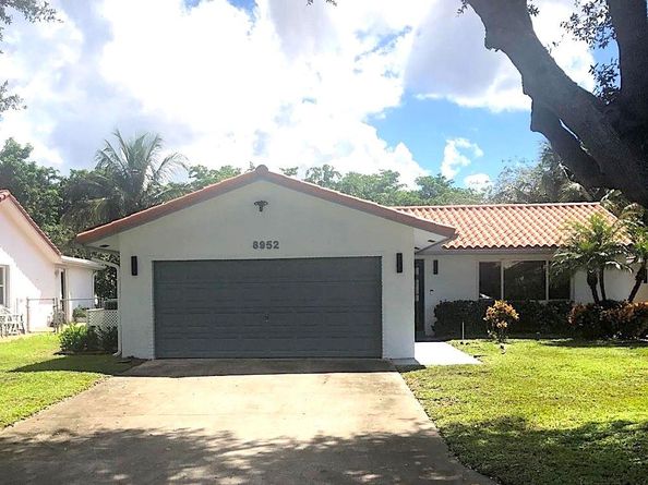 8952 NW 25th Ct, Coral Springs FL 33065