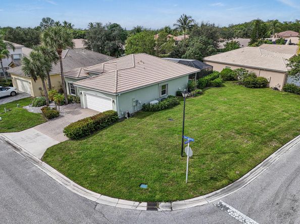 2585 San Andros, West Palm Beach FL 33411