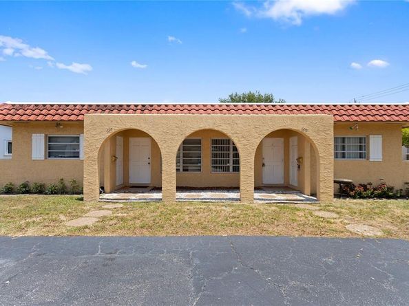 697 Ipswich St, Boca Raton FL 33487