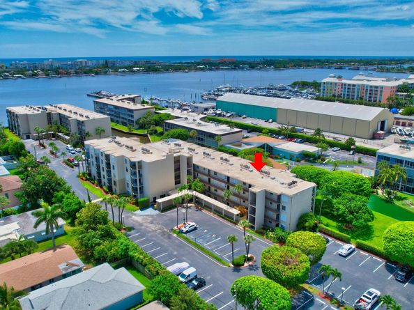 890 N Federal Highway 206, Lantana FL 33462