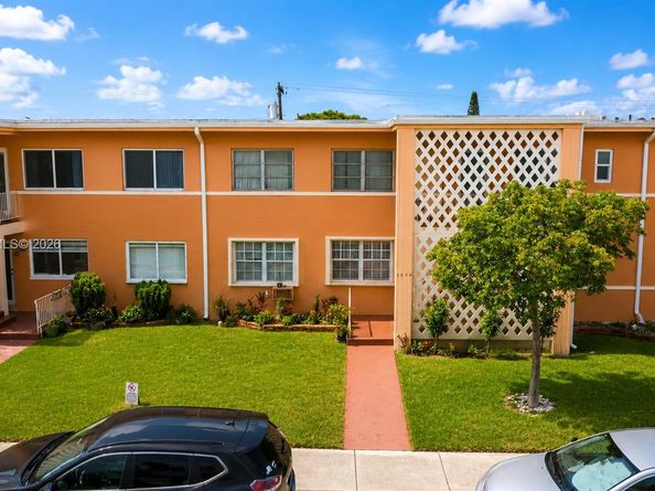 3550 SW 9th Terrace 8B, Miami FL 33135