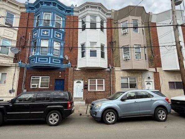 1833 S 5TH Street, Philadelphia PA 19148