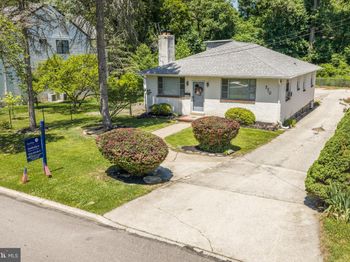 370 Paoli Ave