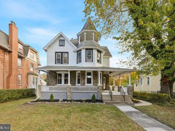 405 N Swarthmore Avenue