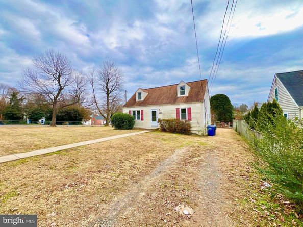 7330 Poplar Court, Falls Church VA 22042