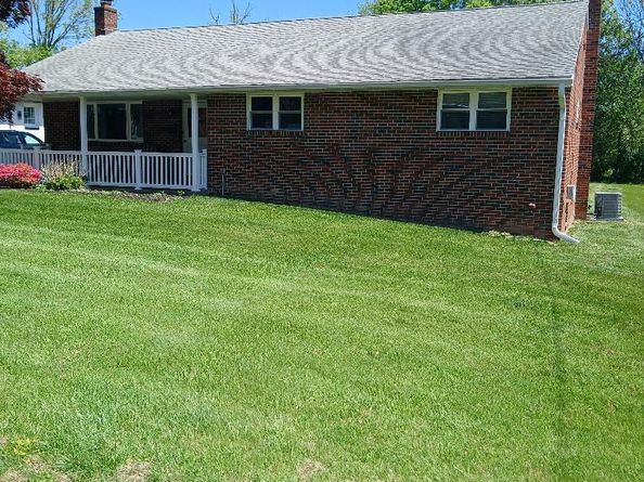 640 Wyndom Terrace, Holmes PA 19043