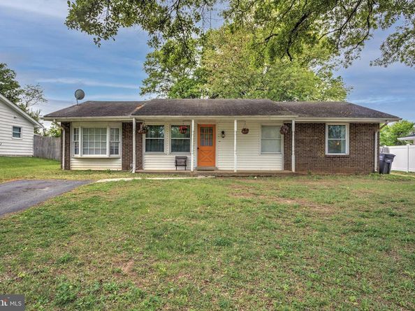 402 Williamsburg Road, Sterling VA 20164
