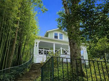 5142 Klingle Street NW