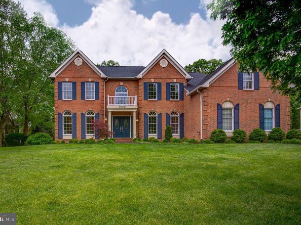 1260 Cobble Pond Way, Vienna VA 22182