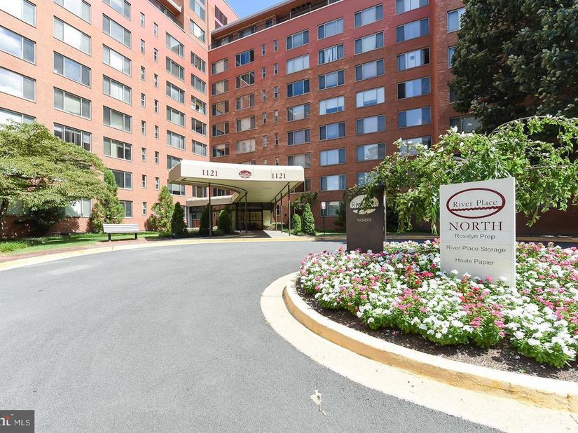 1121 Arlington Boulevard 541, Arlington VA 22209