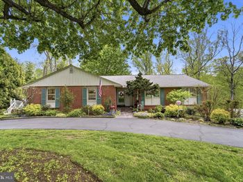 1811 Sharon Road