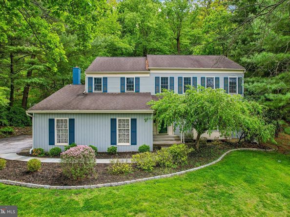 14 Airdrie Court, Paoli PA 19301