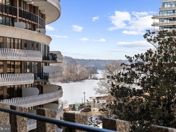 2500 Virginia Avenue NW 517S, Washington DC 20037