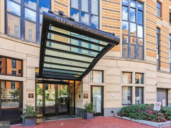 400 Massachusetts Avenue NW