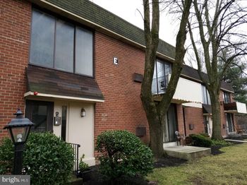 100 E Glenolden Avenue