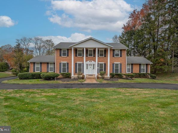 1215 Club House Road, Gladwyne PA 19035