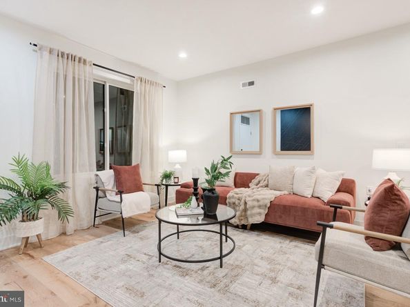 2619 E Huntingdon Street, Philadelphia PA 19125